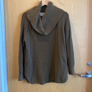 Michael Kors Sweater: Women's Sweater - Size Medium